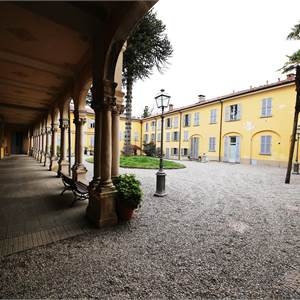 Appartamento In Vendita a Appiano Gentile